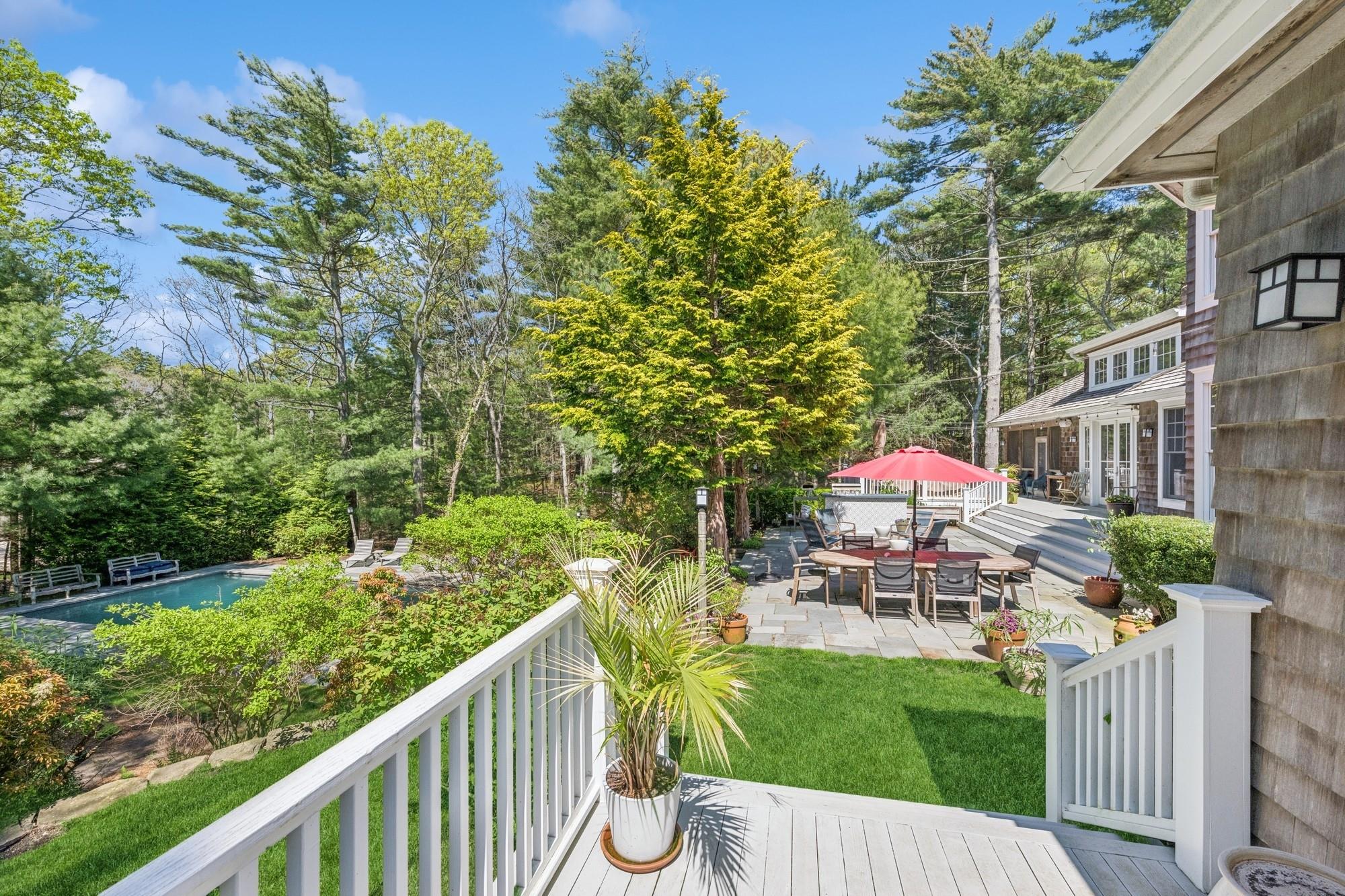 9 Owls Nest Lane, East Hampton, New York image 14