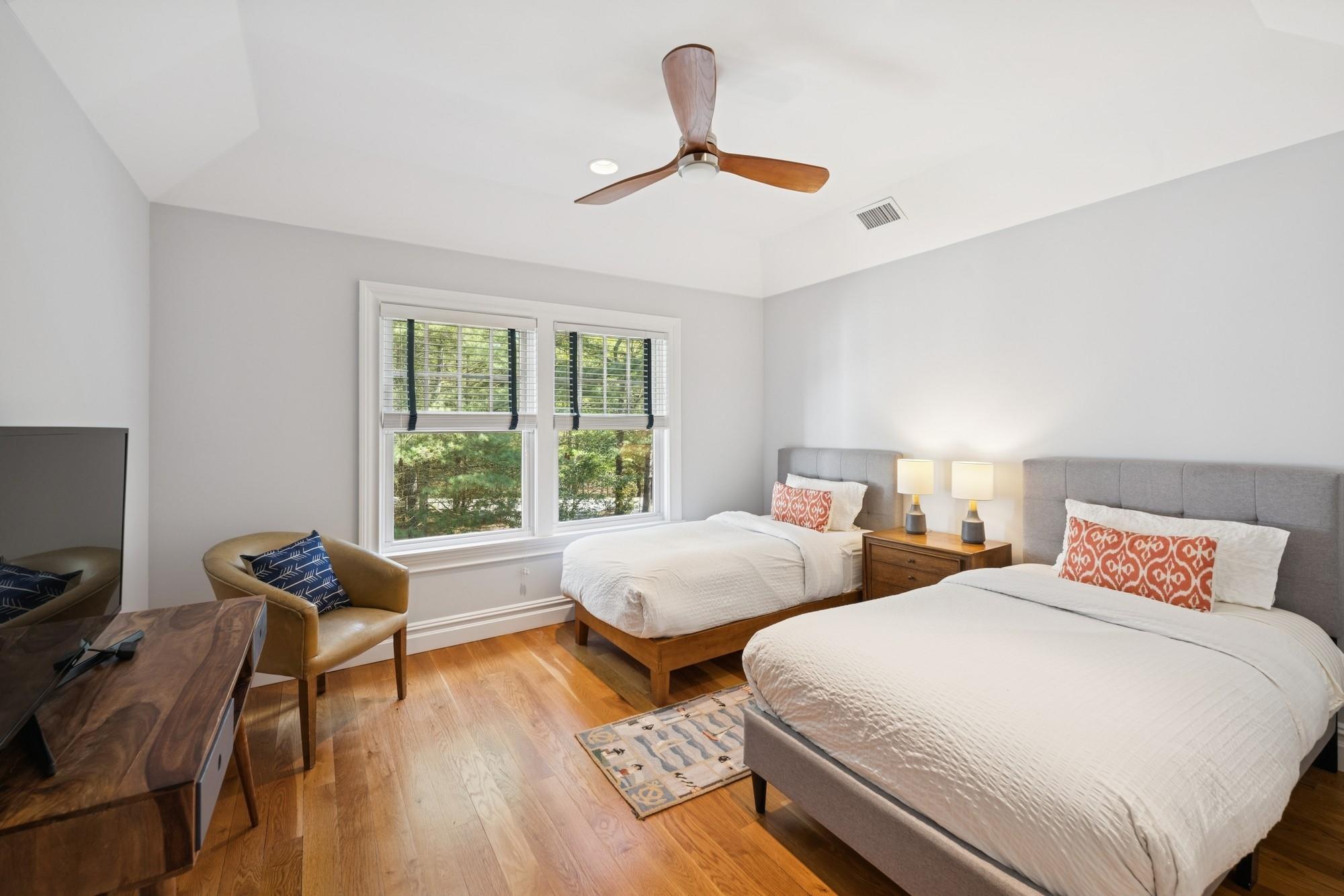 9 Owls Nest Lane, East Hampton, New York image 24