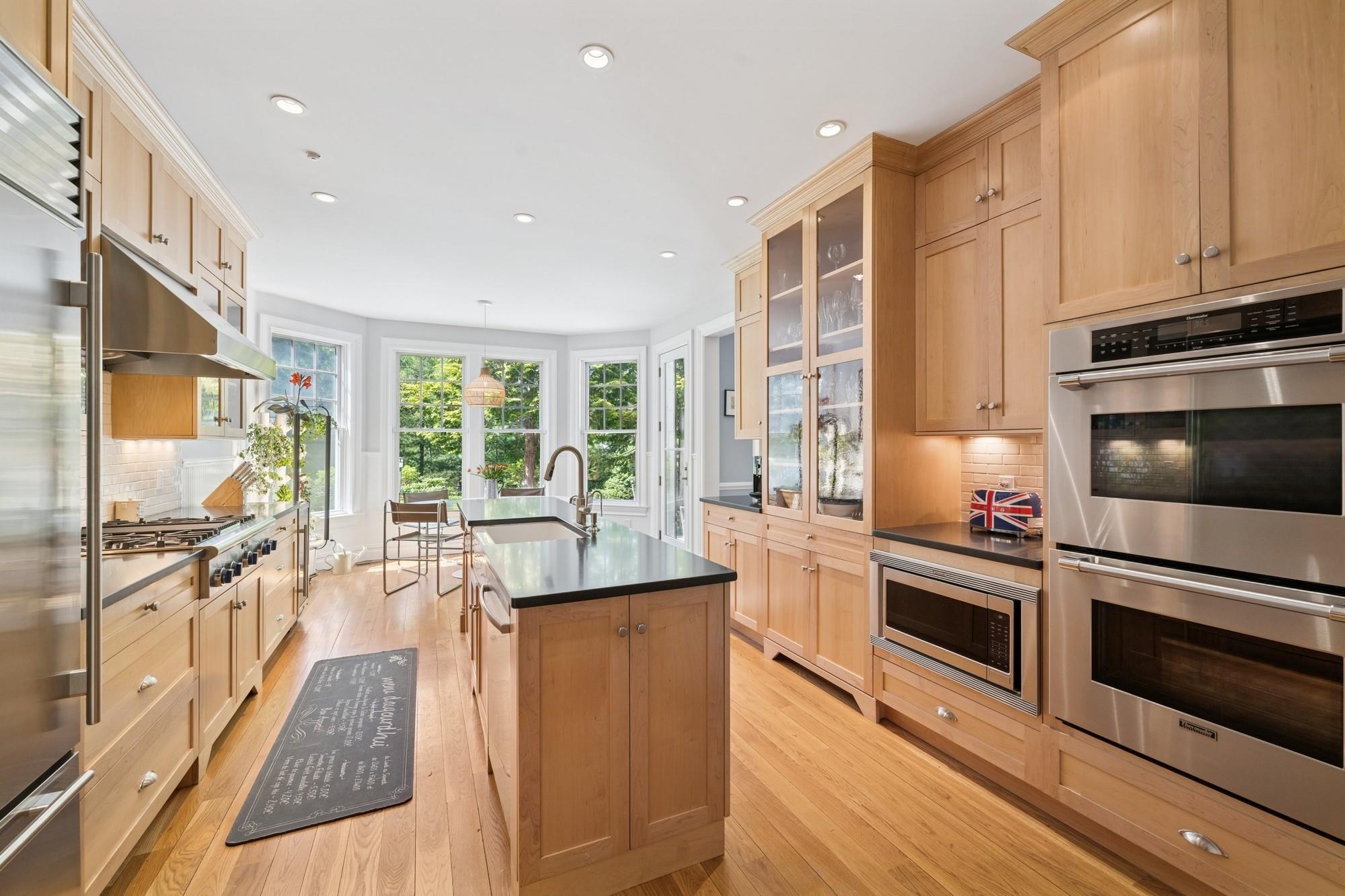 9 Owls Nest Lane, East Hampton, New York image 7