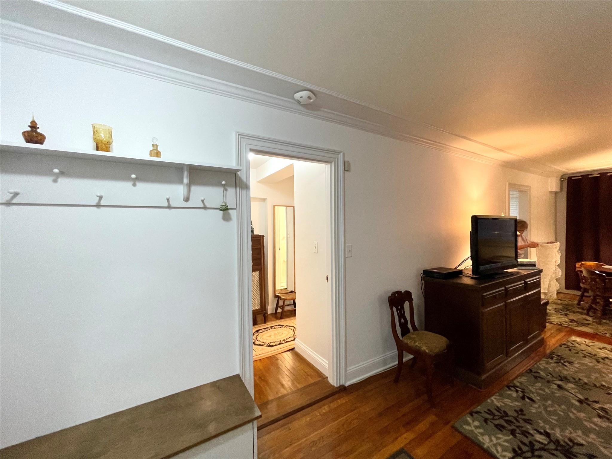 370 Westchester Avenue #4G, Port Chester, New York image 3
