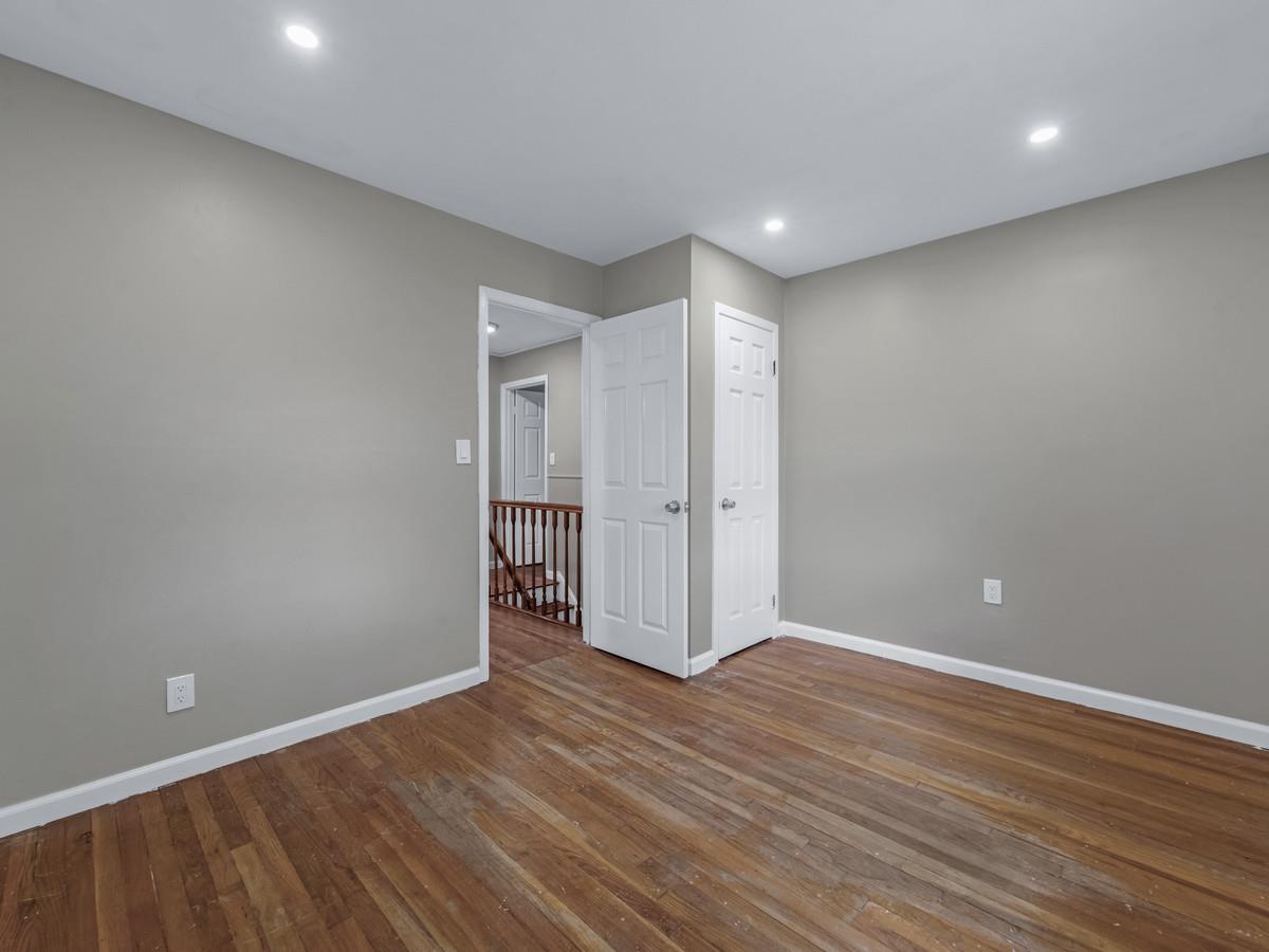 26 Saxon Street, Melville, New York image 15