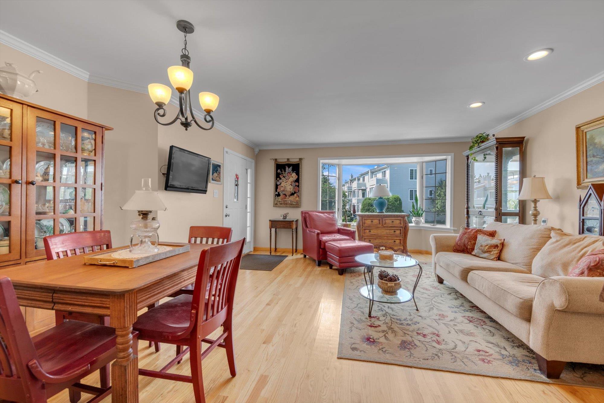 240-50A Oak Park Drive