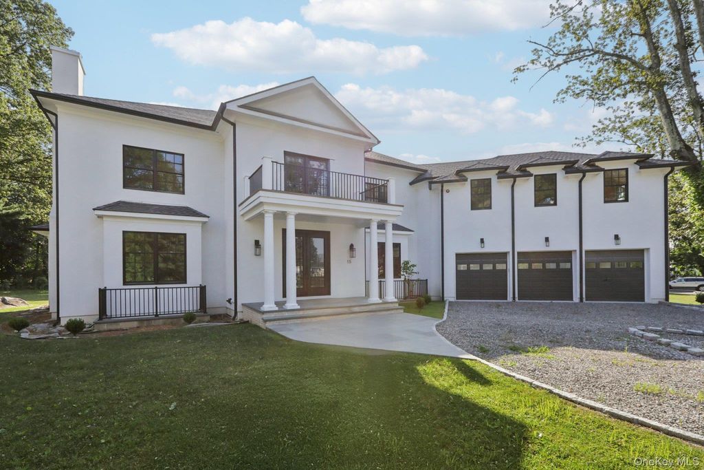 Photo of 15 High Point Terrace, Scarsdale, NY 10583 (MLS # 960620)