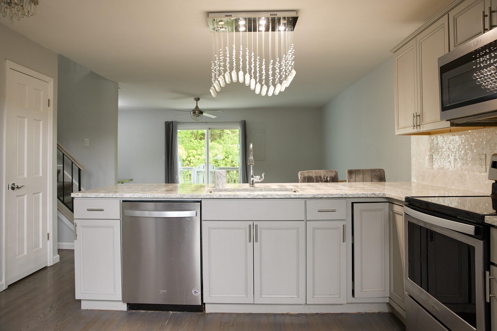 203 Briarwood Court, New Paltz, New York image 4