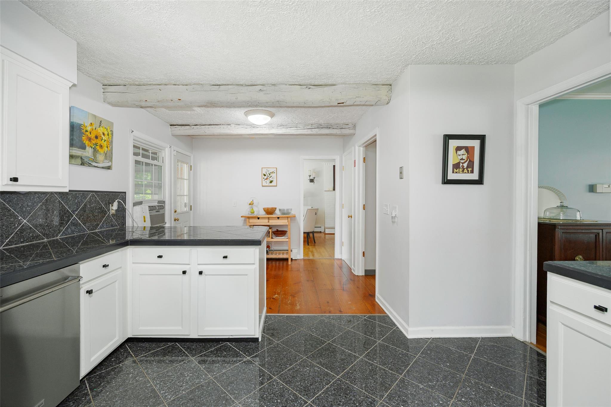 Poughkeepsie, New York 12603, United States, 5 Bedrooms Bedrooms, ,3 BathroomsBathrooms,Residential,Active,185044