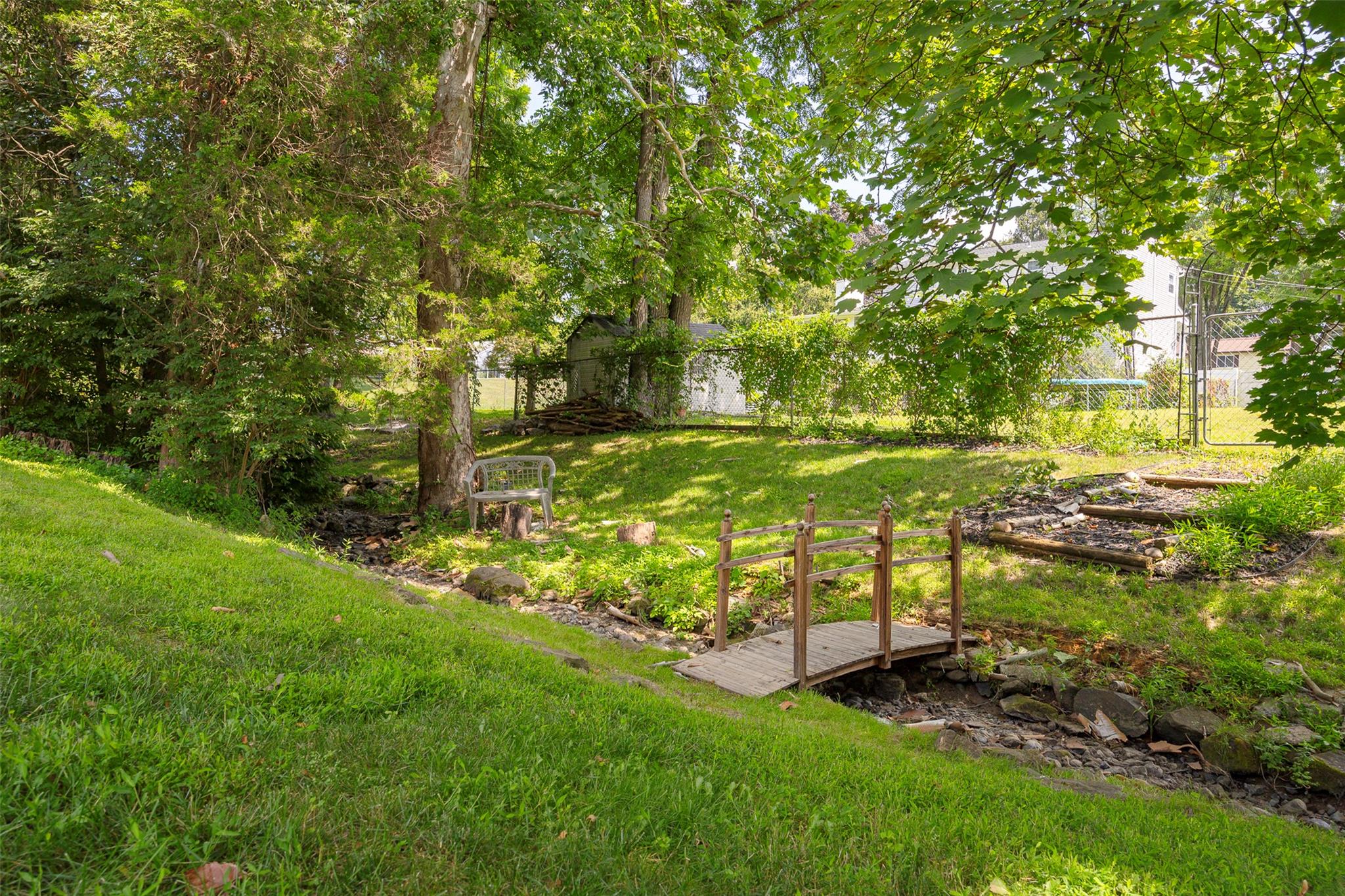 Poughkeepsie, New York 12603, United States, 5 Bedrooms Bedrooms, ,3 BathroomsBathrooms,Residential,Active,185044