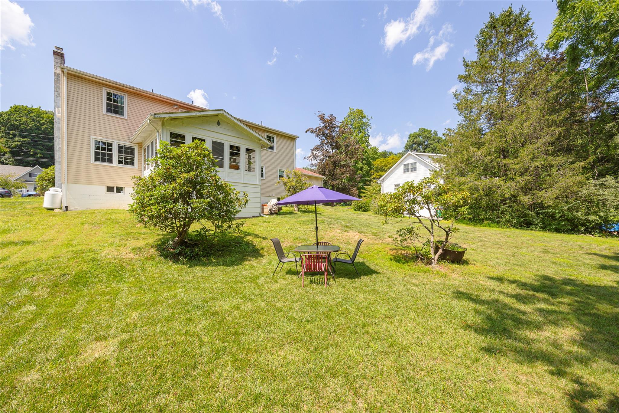 Poughkeepsie, New York 12603, United States, 5 Bedrooms Bedrooms, ,3 BathroomsBathrooms,Residential,Active,185044