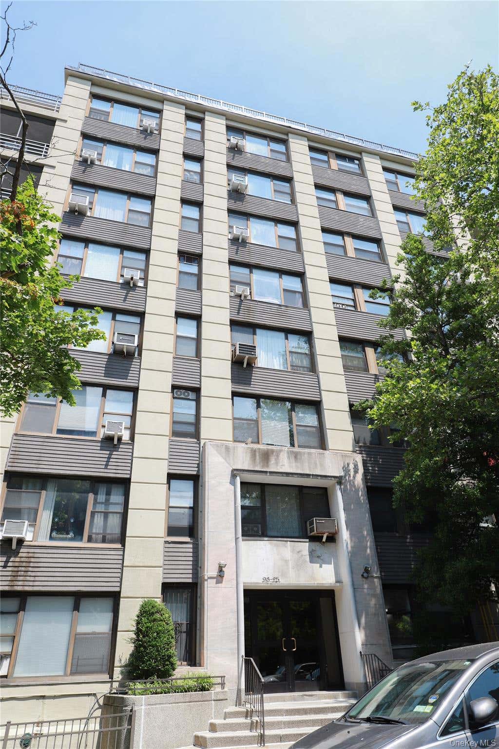 Photo of 98-25 64th Road #6F, Rego Park, NY 11374 (MLS # 1019587)