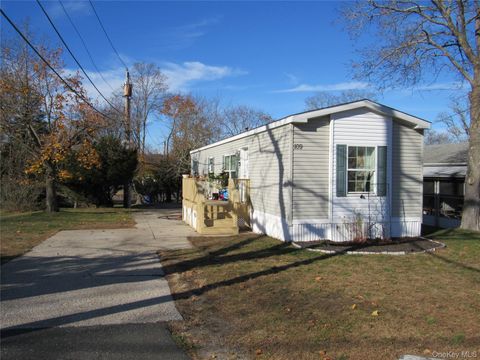 1964-109 River Road, Calverton, NY 11933 - MLS#: 938347
