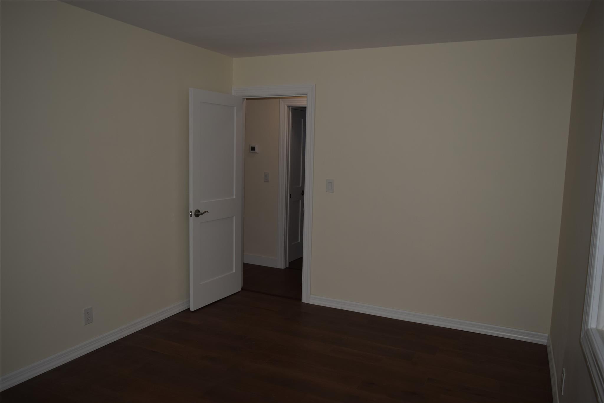 36 Woolsey Avenue, Glen Cove, New York image 21