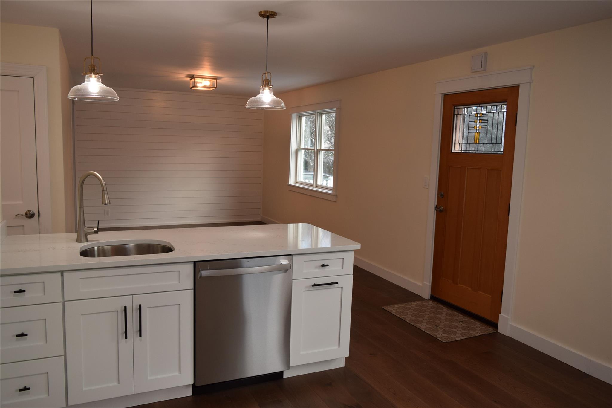36 Woolsey Avenue, Glen Cove, New York image 7
