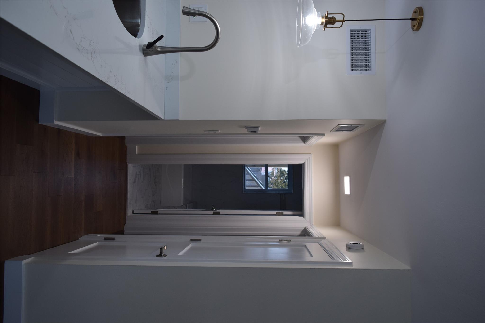 36 Woolsey Avenue, Glen Cove, New York image 34