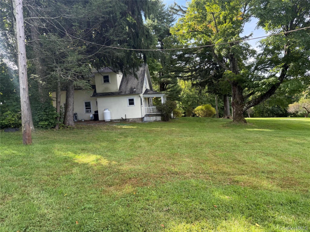 Photo of 280 Croton Avenue, Cortlandt Manor, NY 10567 (MLS # 1068420)