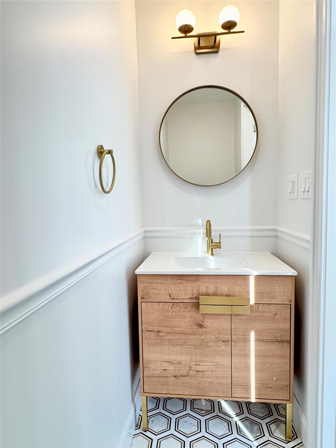 8831 69th Avenue, Forest Hills, New York image 6