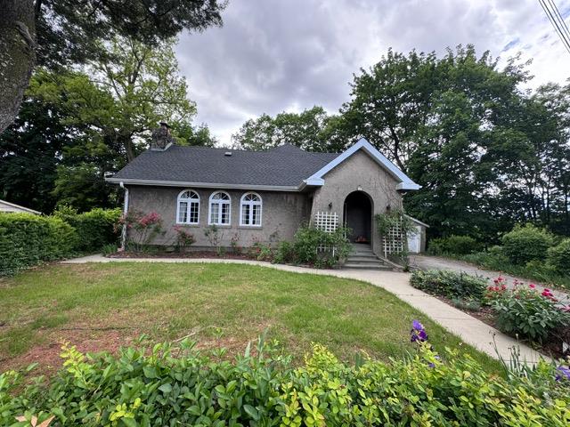 Holland Ave Ave, Sleepy Hollow, New York - 4 Bedrooms  
2 Bathrooms  
7 Rooms - 