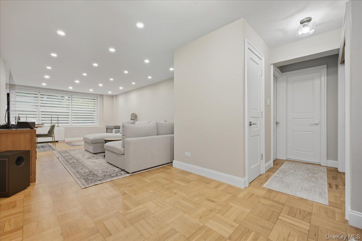 21140 18th Avenue 1H