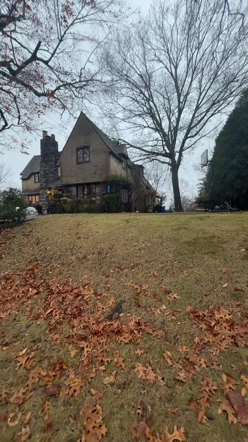 7 Center Drive, Douglaston, New York image 14