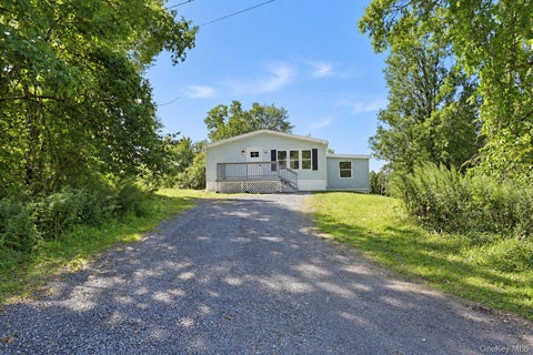 Homes For Sale - 10 Spike Horn Road<br/> Saugerties, NY 12477