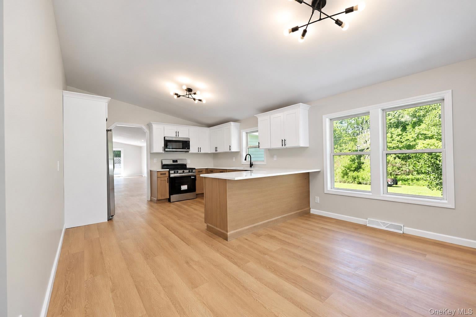 10 Spike Horn Road