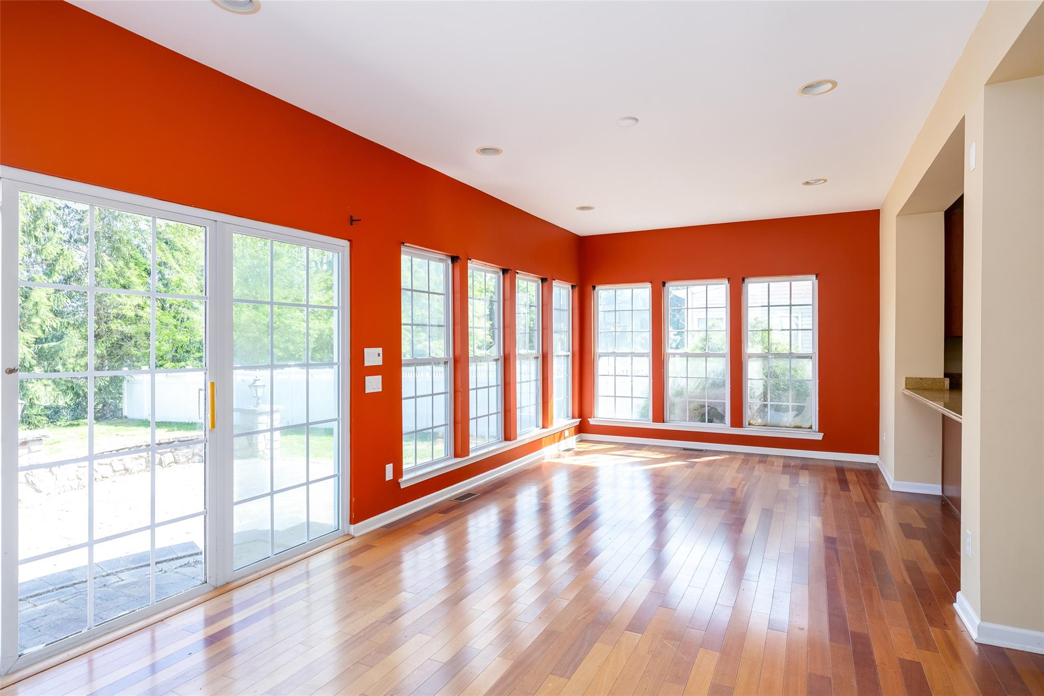 33 Avolet Court, Mount Sinai, New York image 14