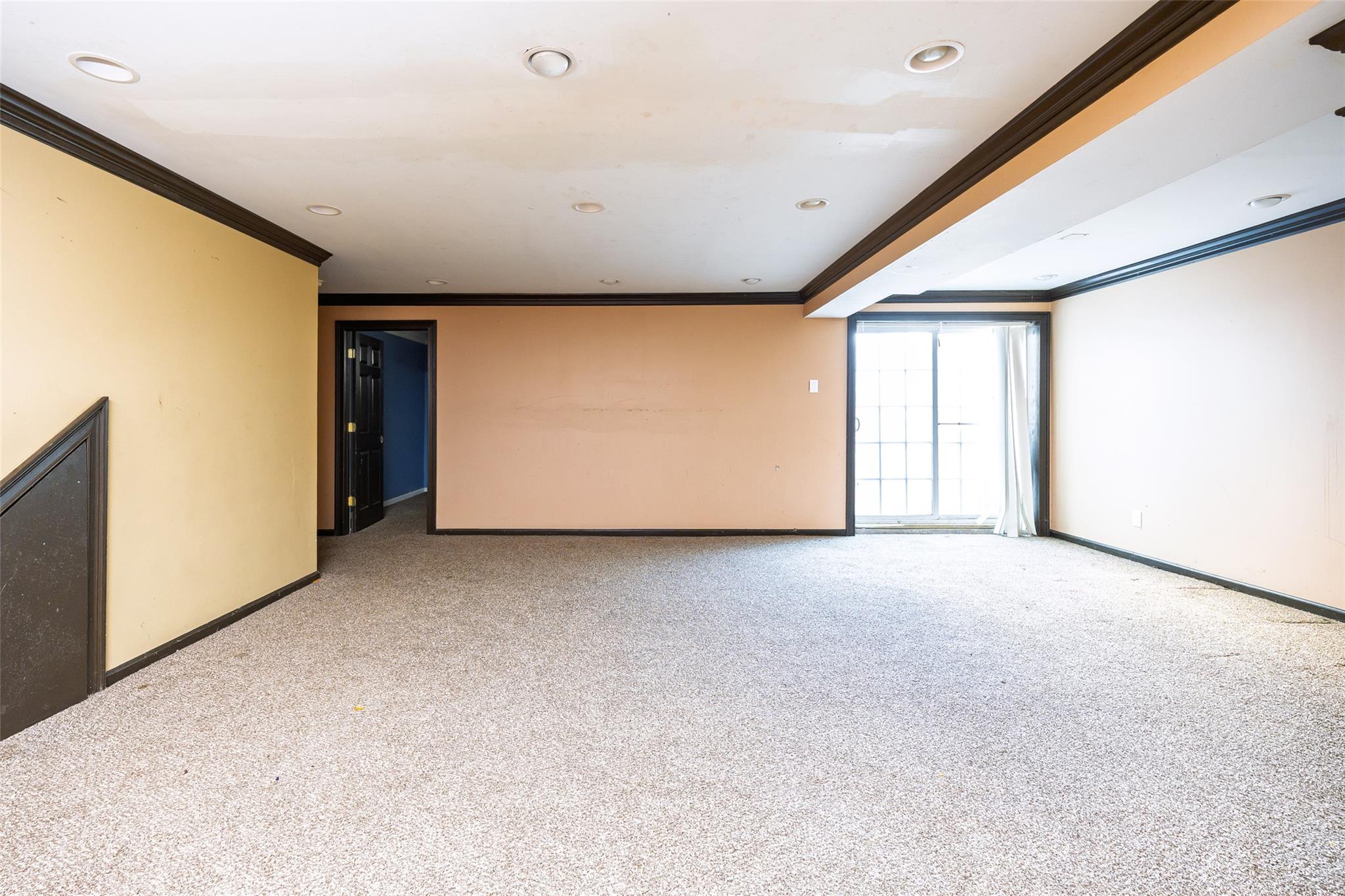 33 Avolet Court, Mount Sinai, New York image 41