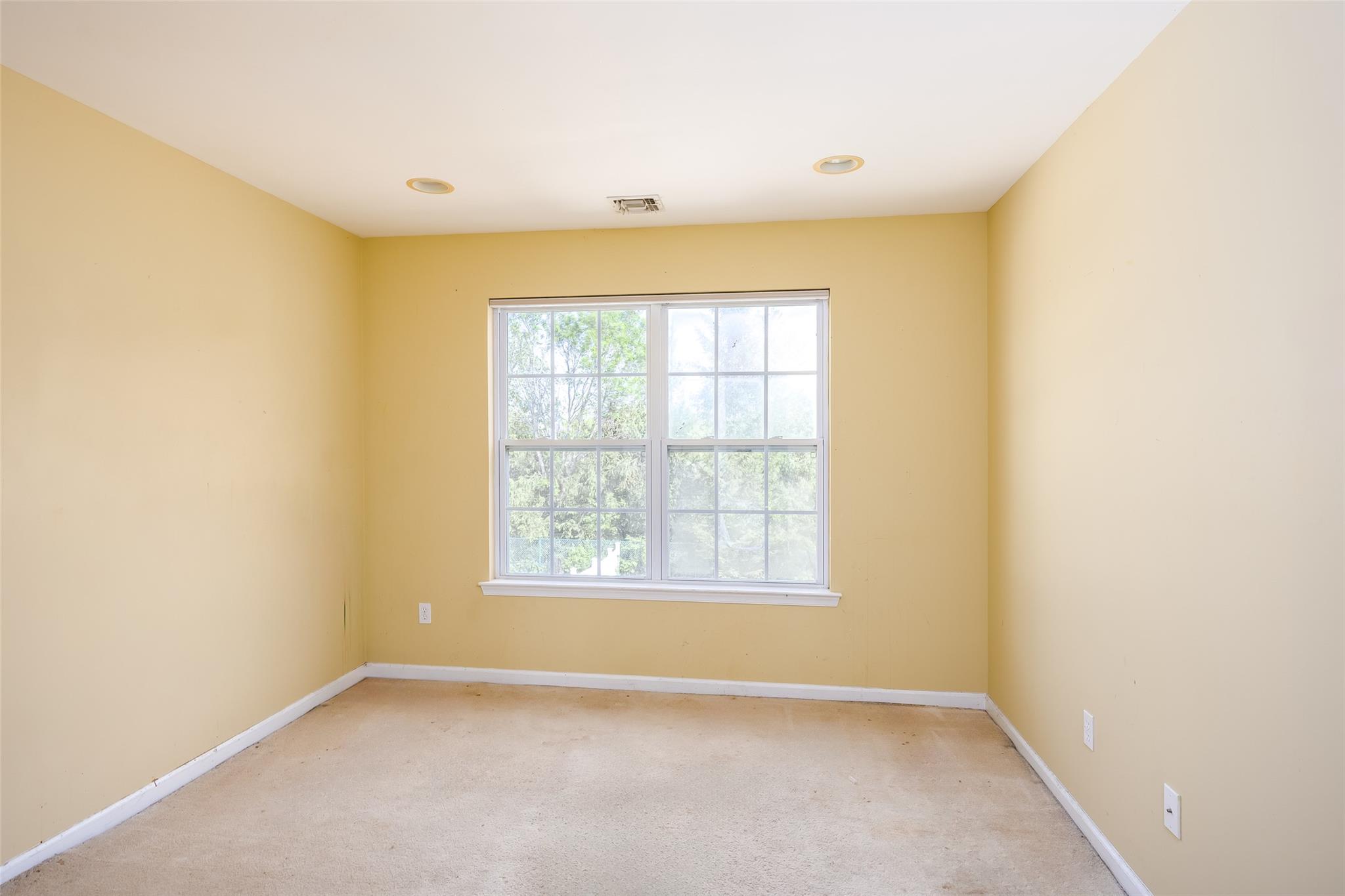 33 Avolet Court, Mount Sinai, New York image 26