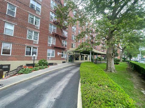 59-30 108th Street 2JJ Corona NY 11368