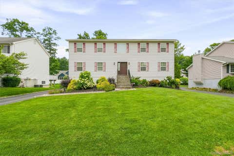 Homes For Sale - 5 Marie Court<br/> Poughkeepsie, NY 12601