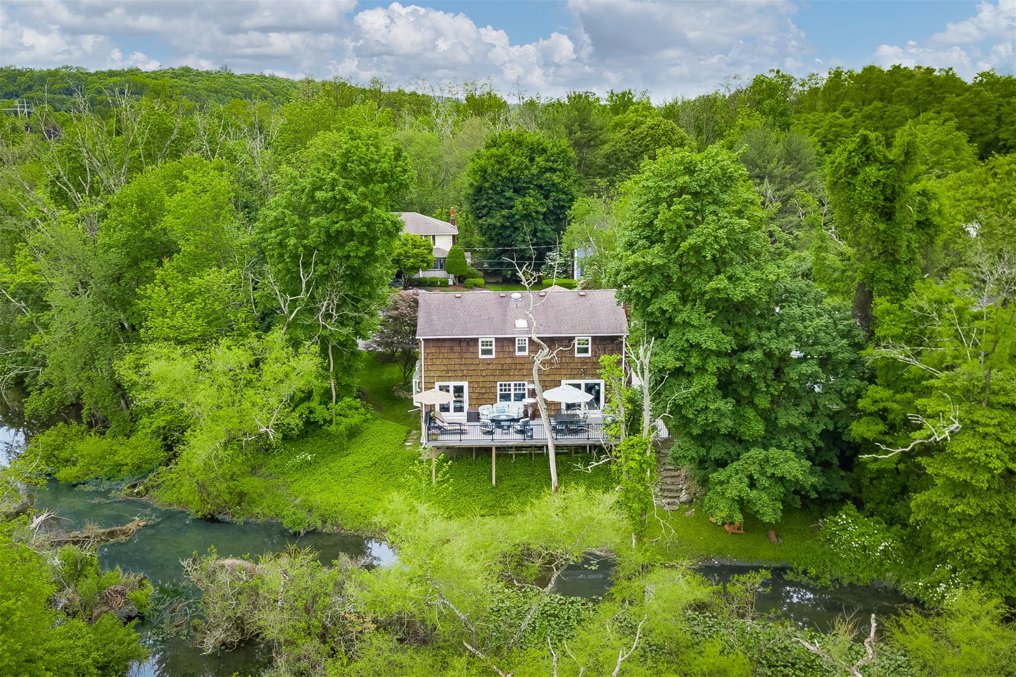 10 Marian Drive, Suffern, New York image 24