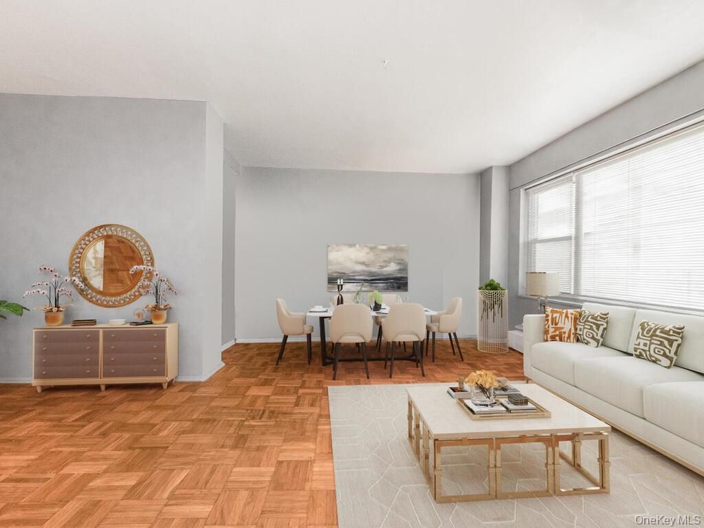 Photo of 4 Fordham Hill Oval #1A, Bronx, NY 10468 (MLS # 948824)