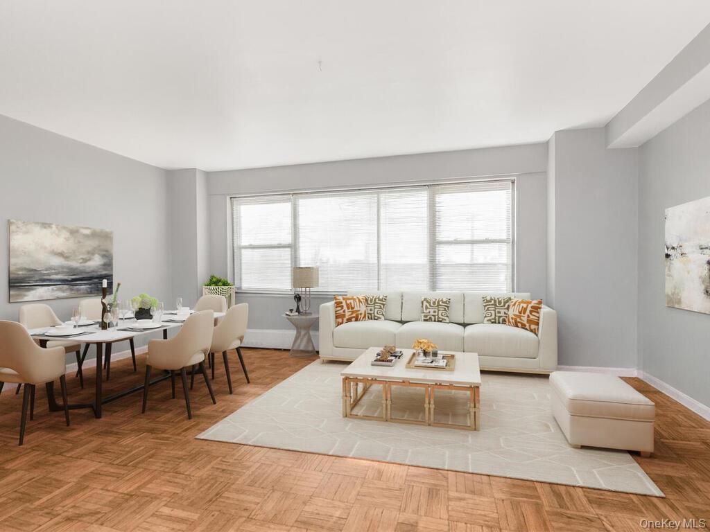 Photo of 4 Fordham Hill Oval #1A, Bronx, NY 10468 (MLS # 948824)