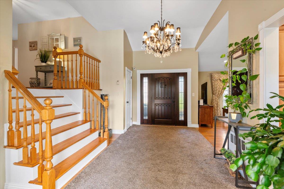 Massapequa, New York 11758, United States, 4 Bedrooms Bedrooms, ,3 BathroomsBathrooms,Residential,Active,129822