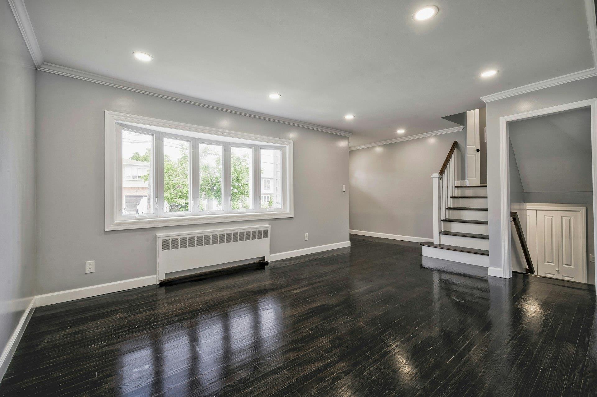 646 Evelyn Ave Avenue, East Meadow, New York image 7