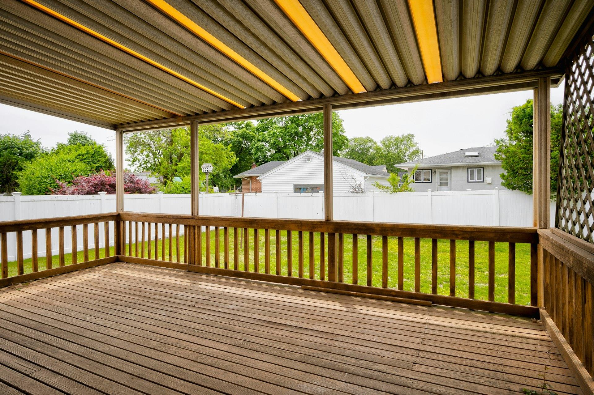 646 Evelyn Ave Avenue, East Meadow, New York image 26