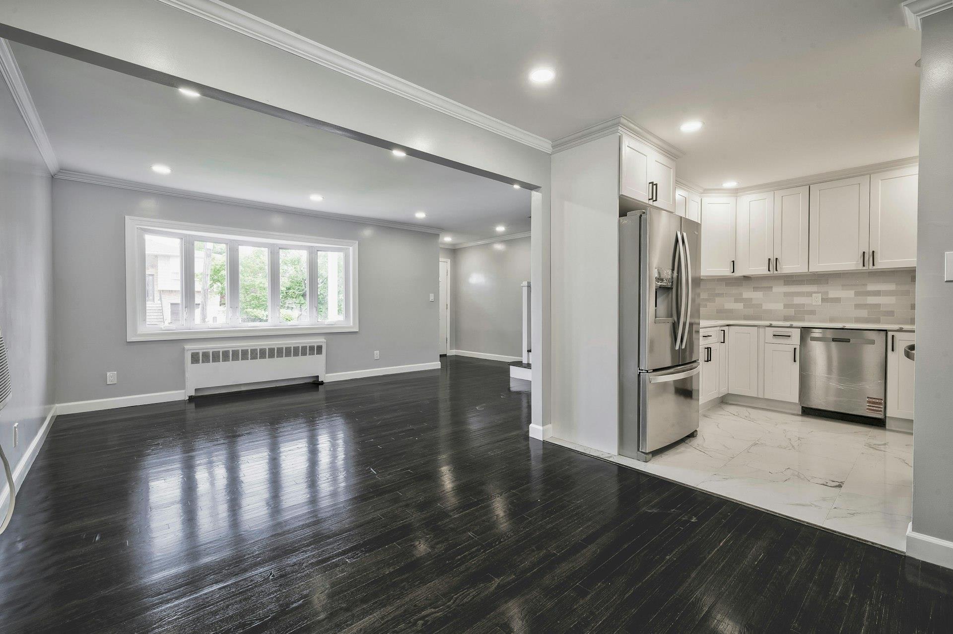 646 Evelyn Ave Avenue, East Meadow, New York image 8