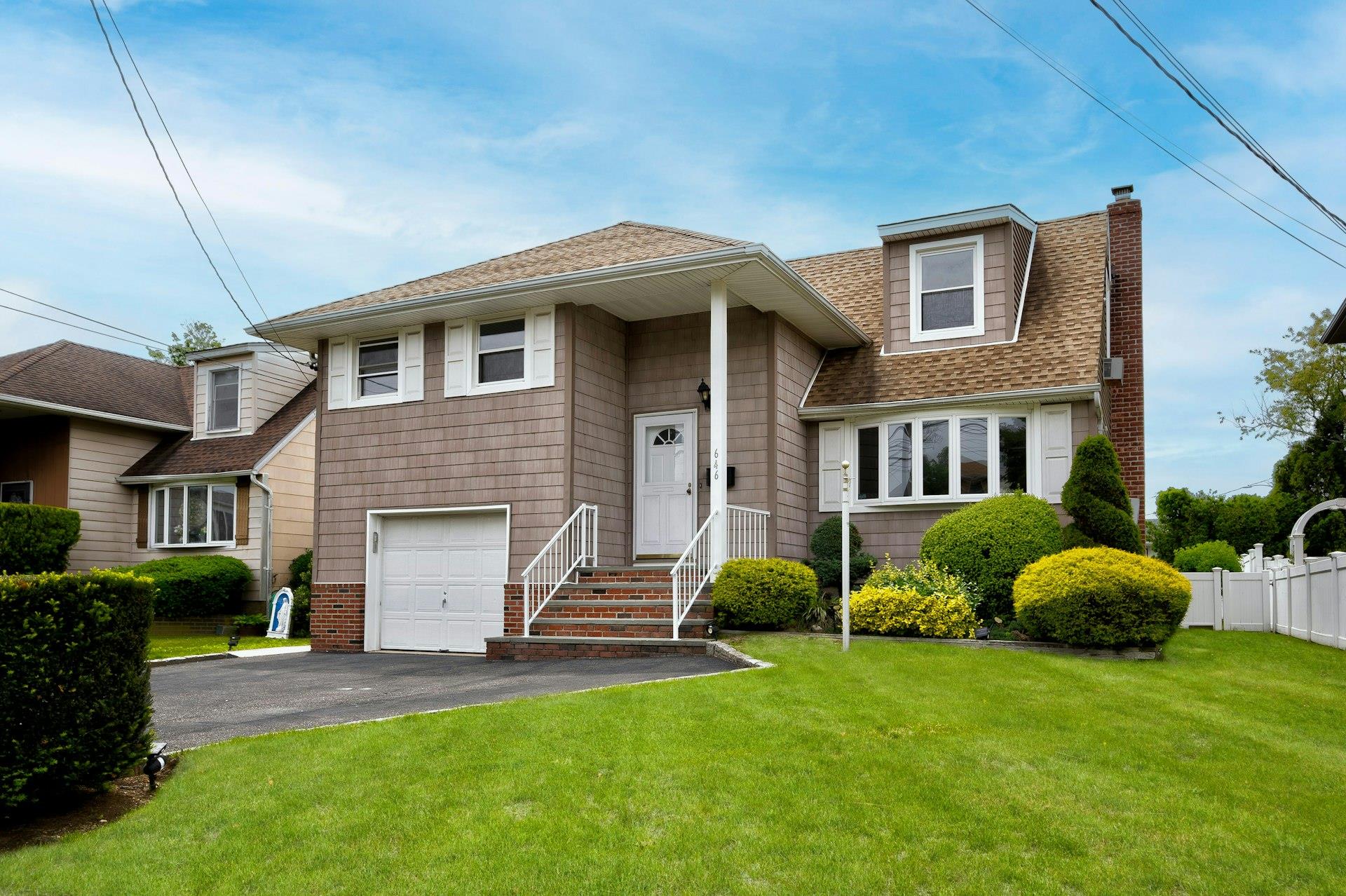 646 Evelyn Ave Avenue, East Meadow, New York image 1