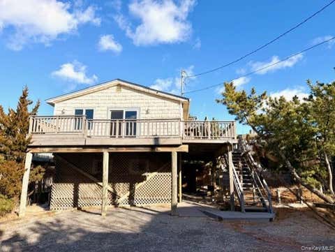 Homes For Rent - 409A Dune Road<br/> Westhampton Beach, NY 11978