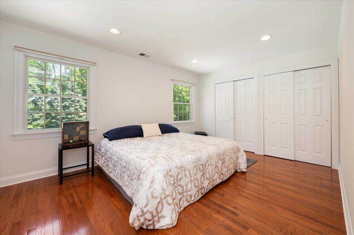 26 Hynard Place, Baldwin Place, New York image 23