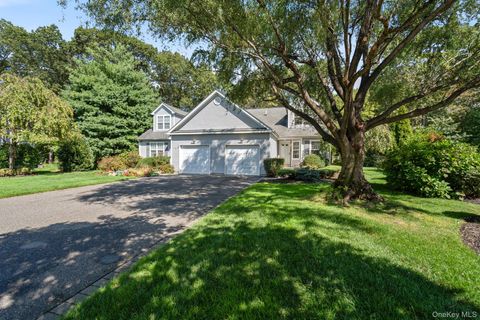 Photo of 10 Gettysburg Drive, Port Jefferson Station, NY 11776 (MLS # 919086)