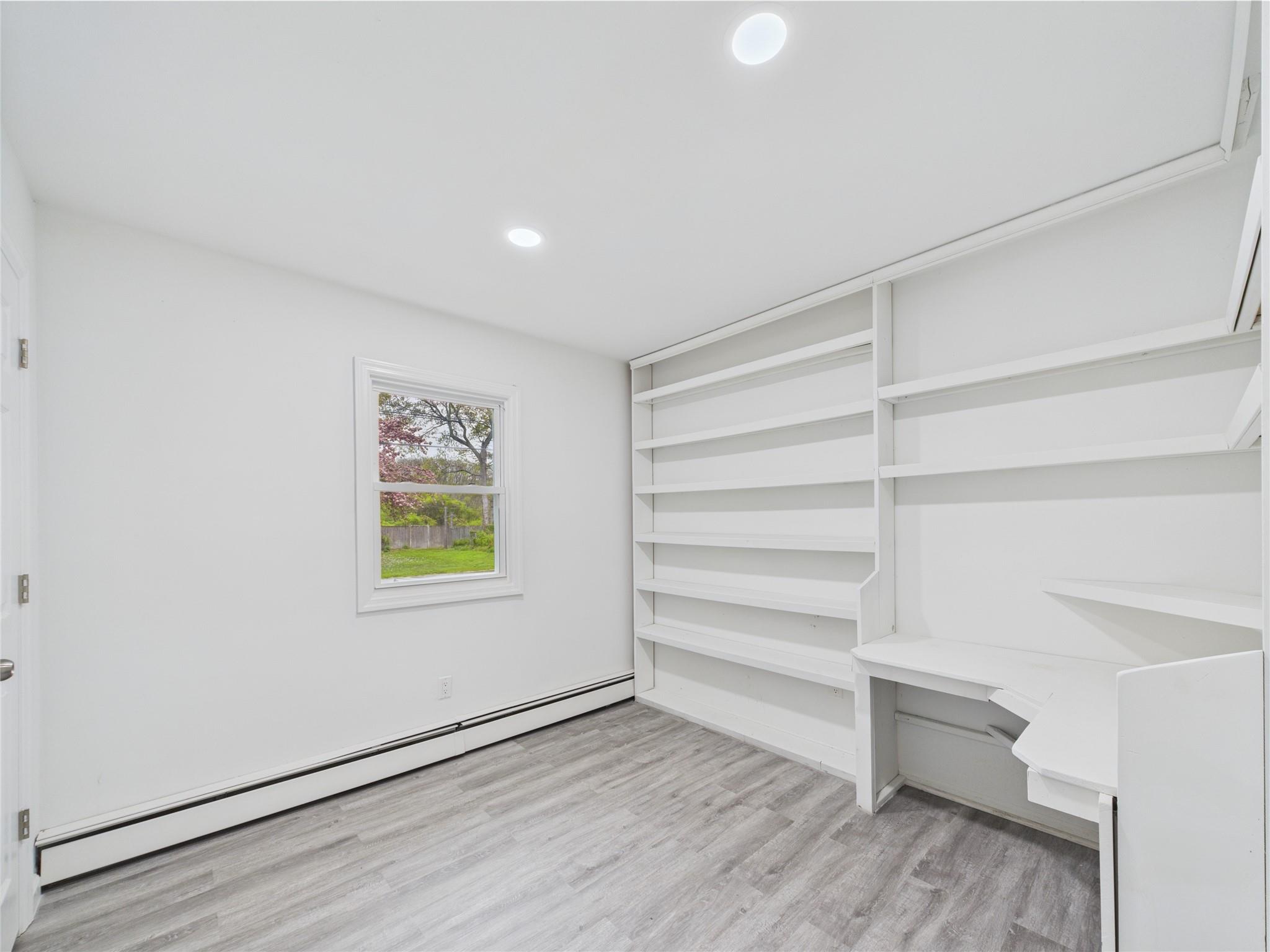 170 Mastic Boulevard, Mastic, New York image 8