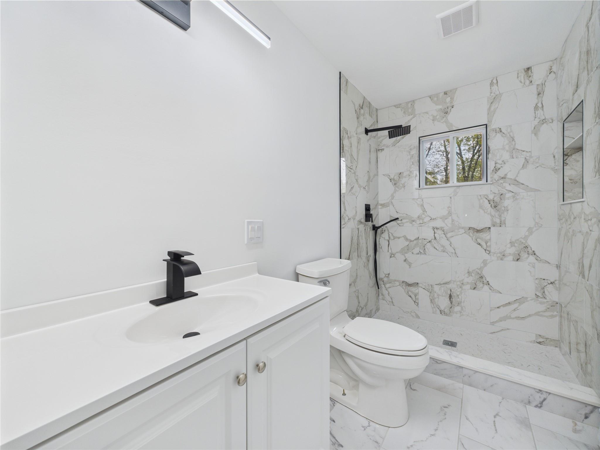 170 Mastic Boulevard, Mastic, New York image 14