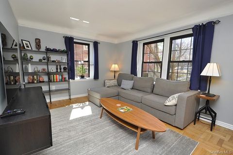 Homes For Sale - 196 Garth Road #1G<br/> Scarsdale, NY 10583