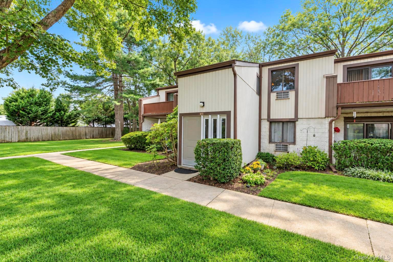 107 Richmond Boulevard 4B - Photo 3