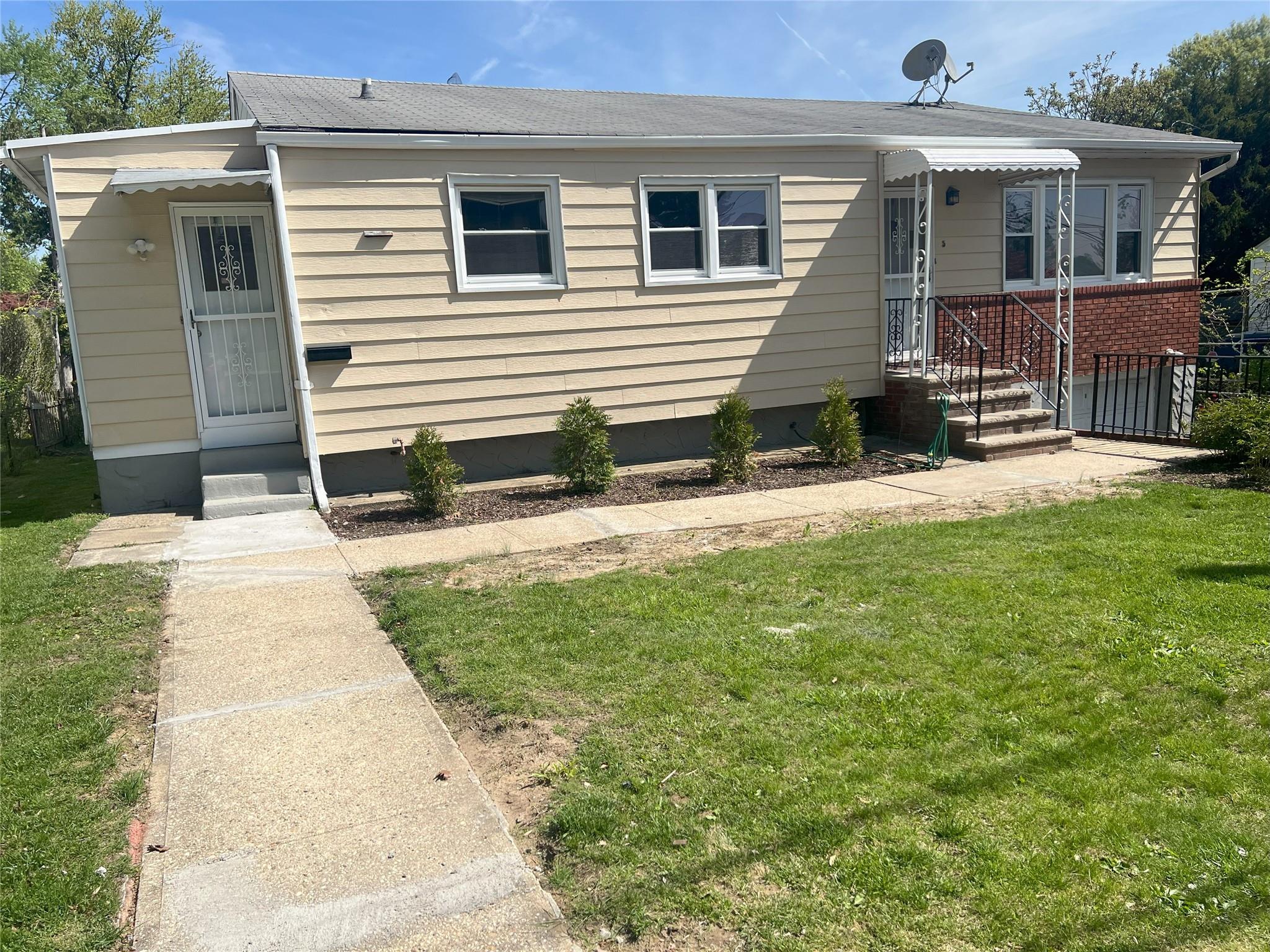 7 Vesta Place, Yonkers, New York image 2