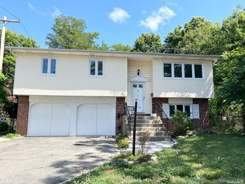 88 Stewart Avenue Hicksville NY 11801