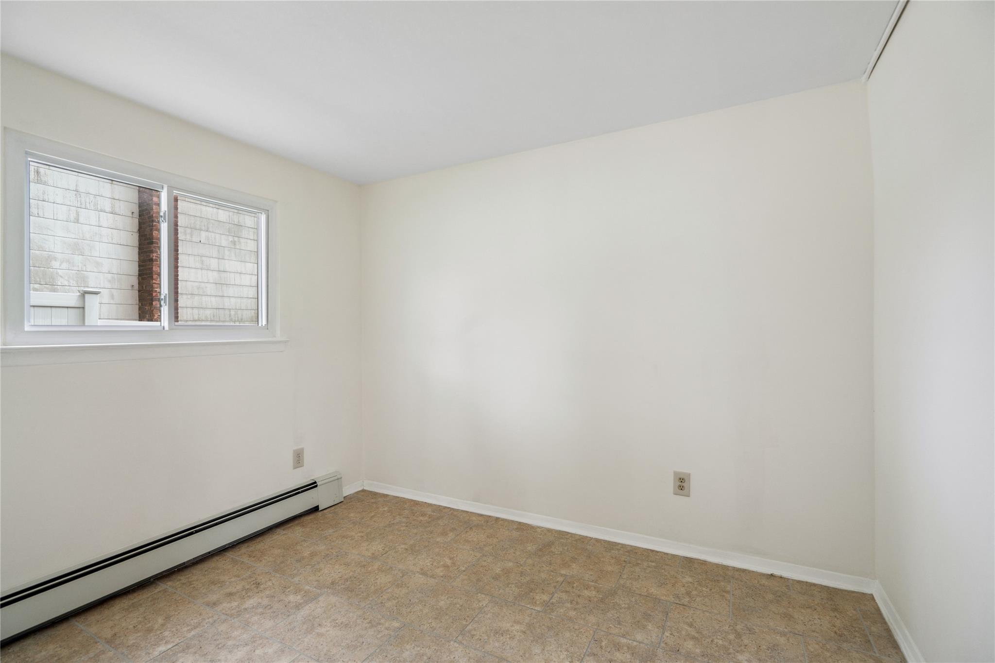 6 Poppy Drive, Massapequa Park, New York image 28