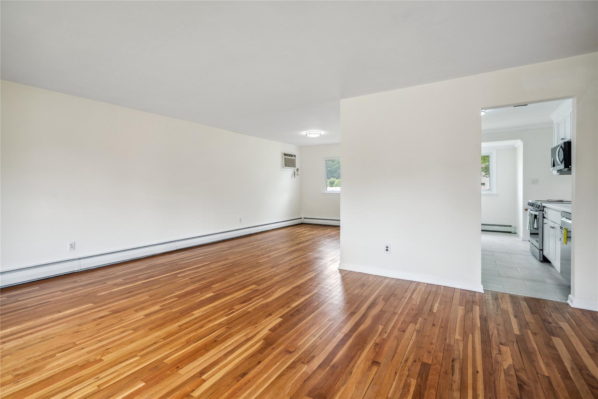 6 Poppy Drive, Massapequa Park, New York image 12