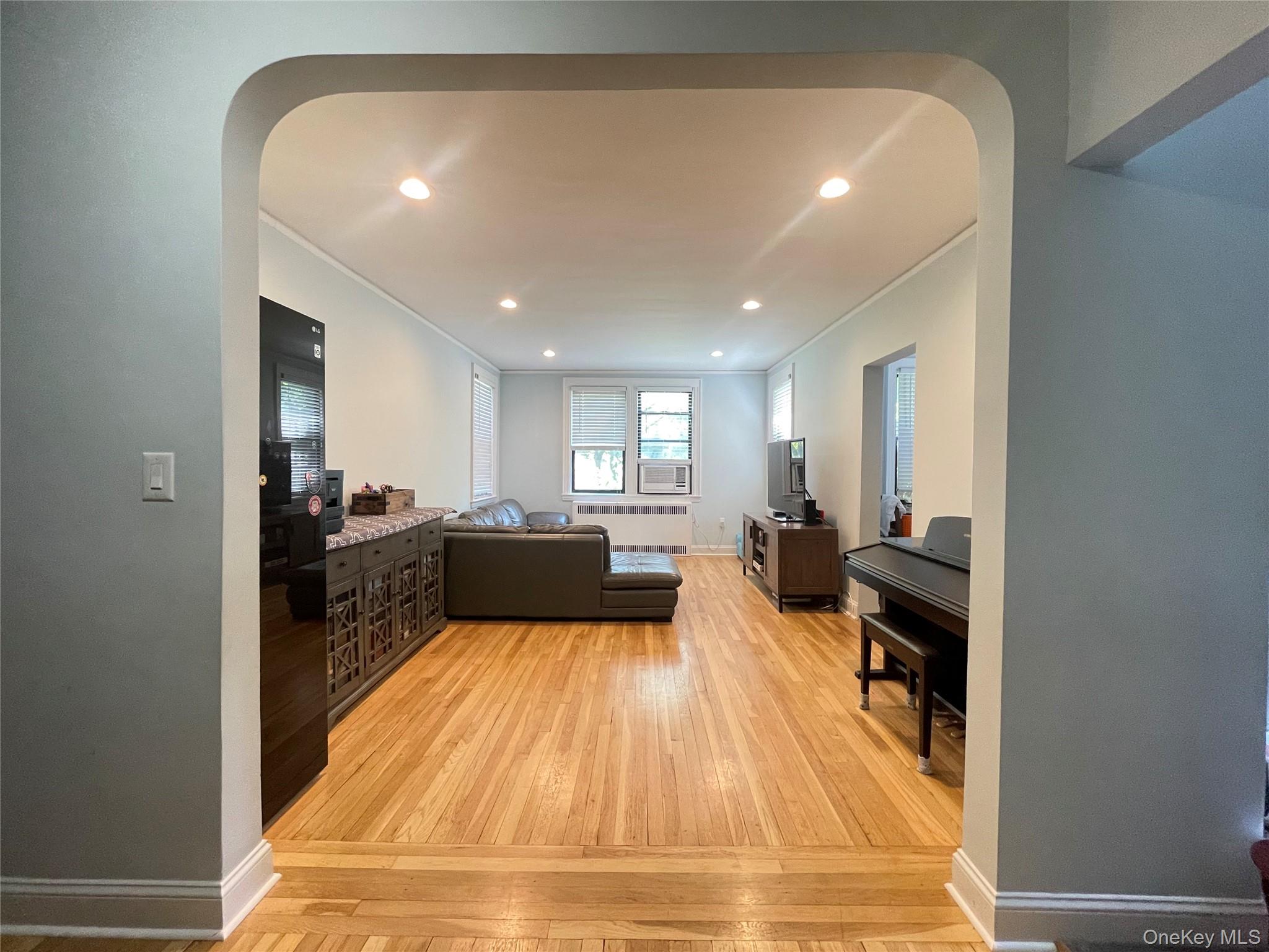 4001 Little Neck Parkway 1A