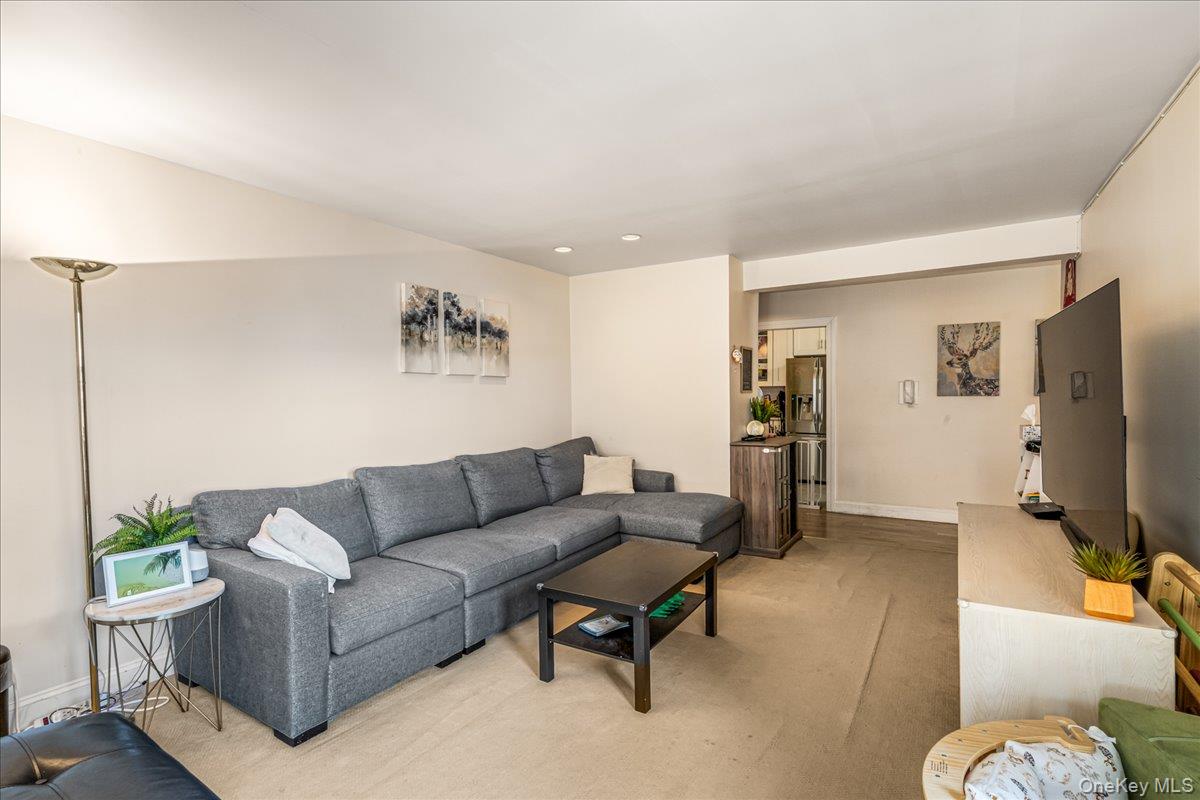 14455 Melbourne Avenue 3E