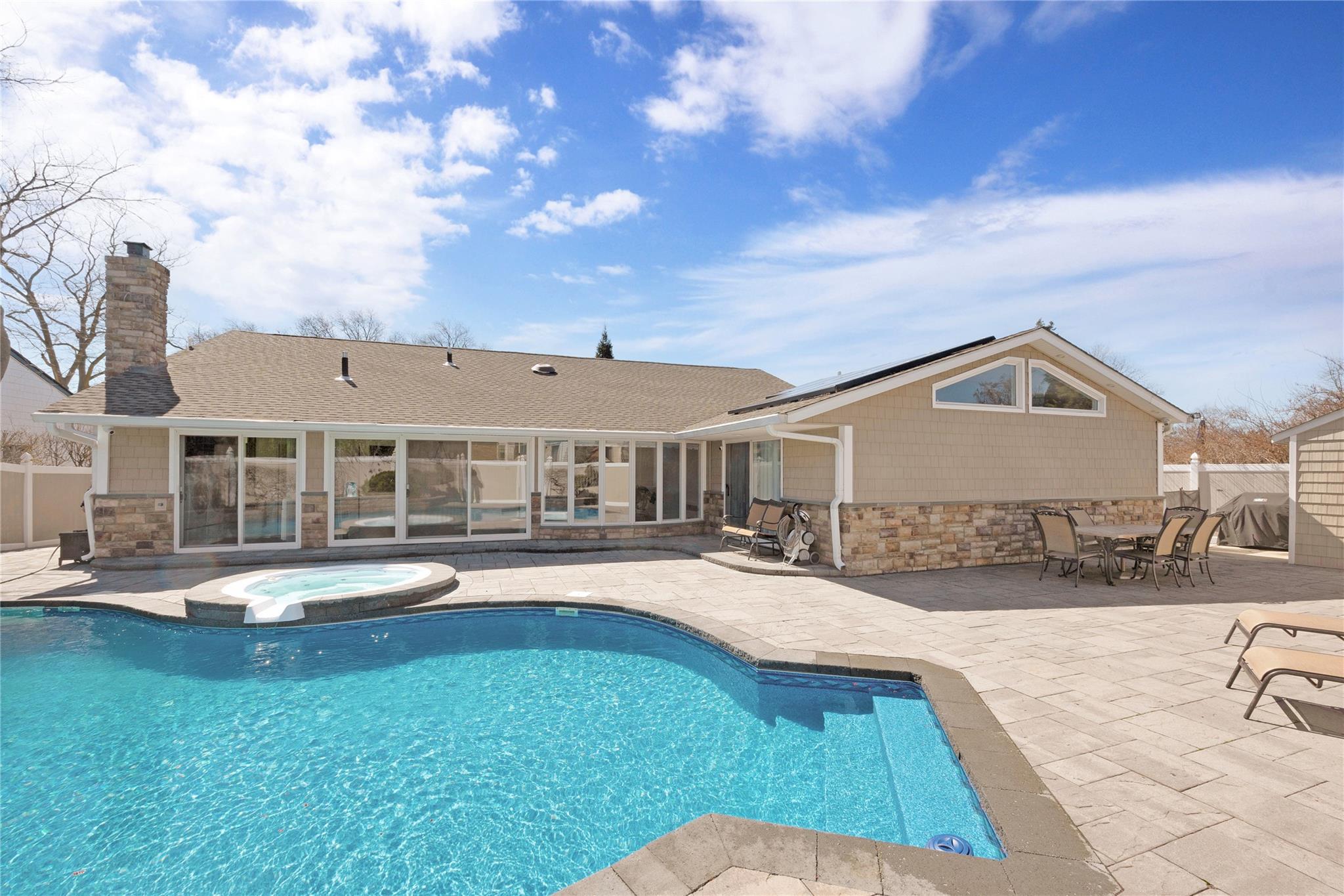 1951 Helen Court, Merrick, New York image 28